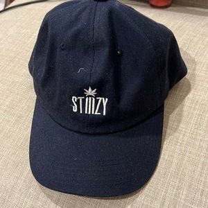 Stiiizy hat in black